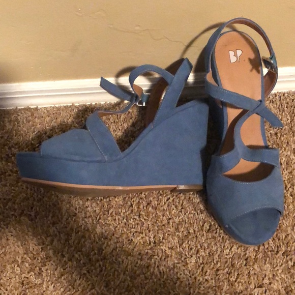BP blue wedges - Picture 3 of 3